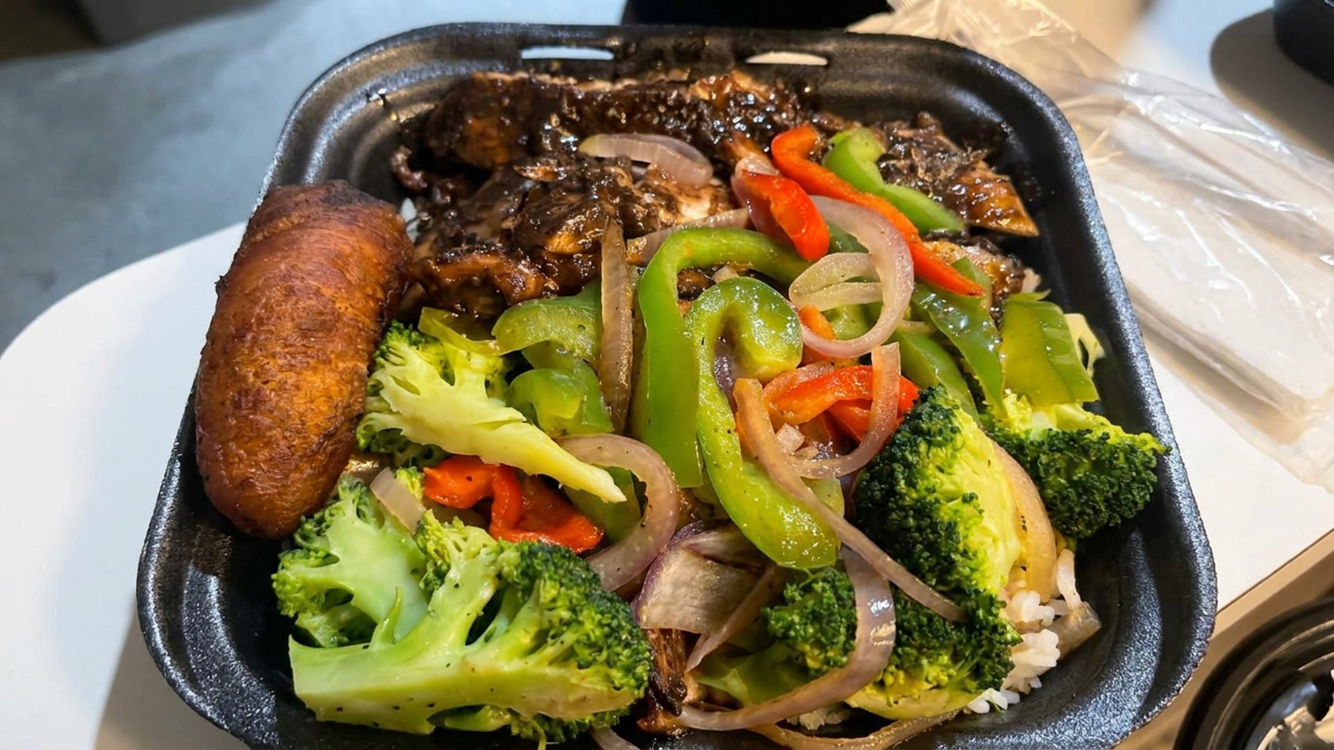 Fresh meals and all-natural drinks